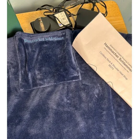 Hammacher Schlemmer Heat Wrap Cordless Neck & Shoulder Navy WORKING Comfort - Picture 3 of 4